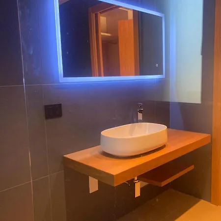 ヴィラ Mulberry シャッカ